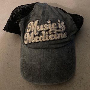 miranda lambert music is medicine hat